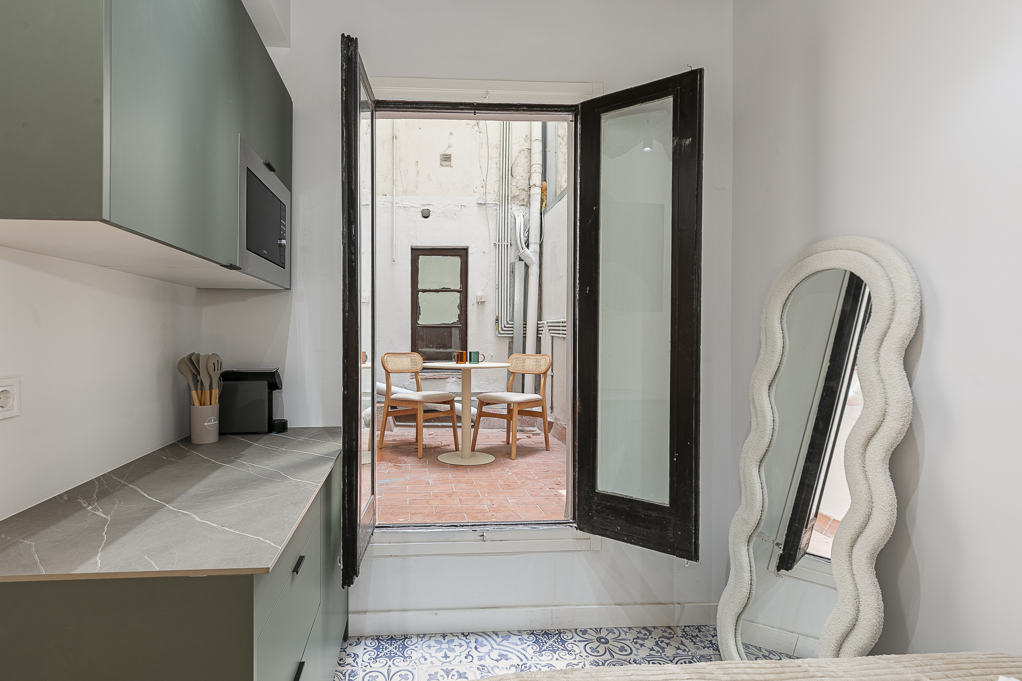 Pelai apartment after refurbishment — alternate angle